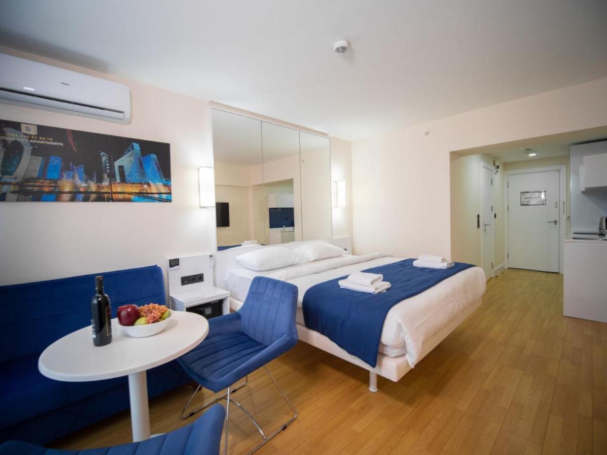 Royal Sea Breeze Apartments Batumi Exterior foto