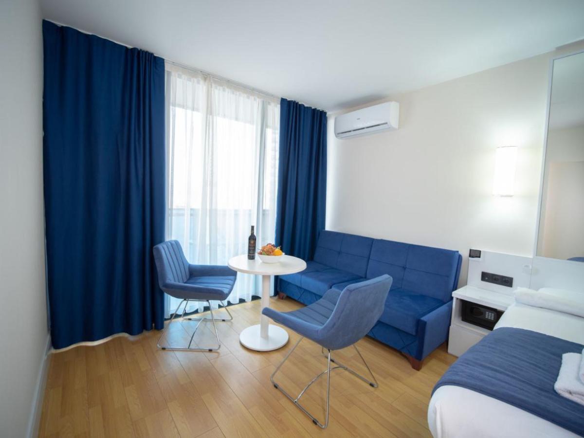 Royal Sea Breeze Apartments Batumi Exterior foto