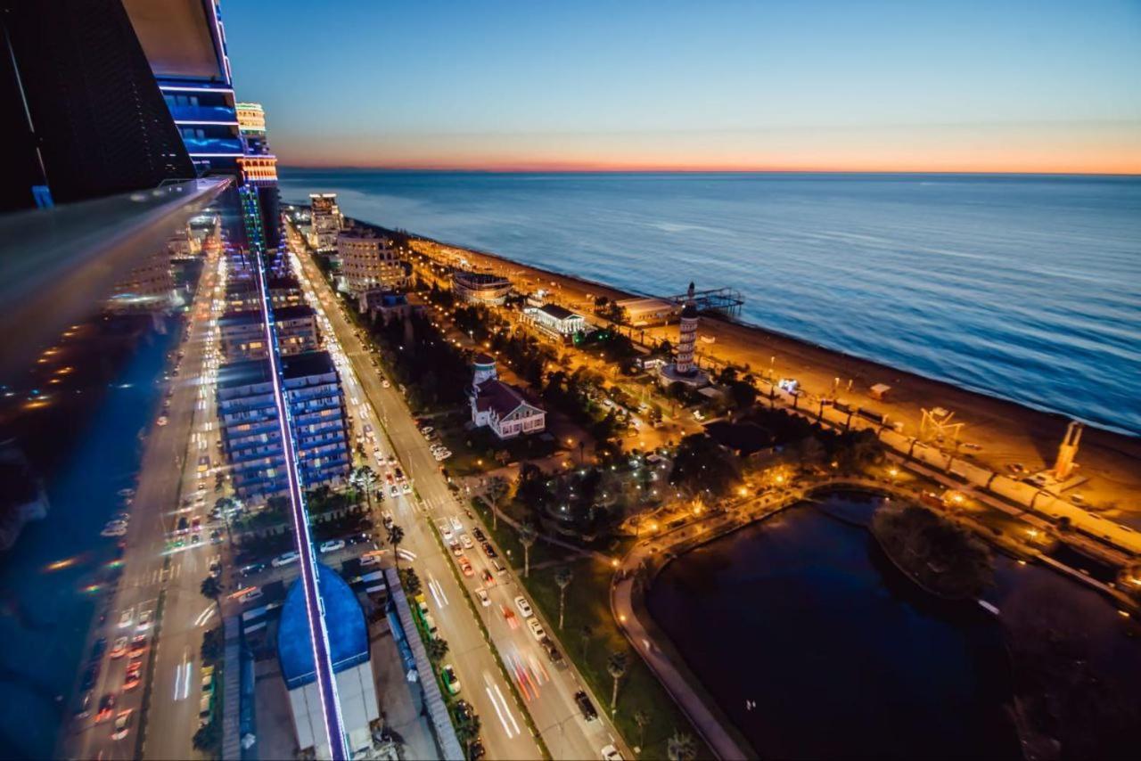 Royal Sea Breeze Apartments Batumi Exterior foto